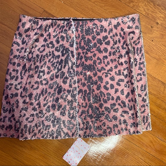 Free People pink sequin cheetah print skirt size 8 - Picture 5 of 8